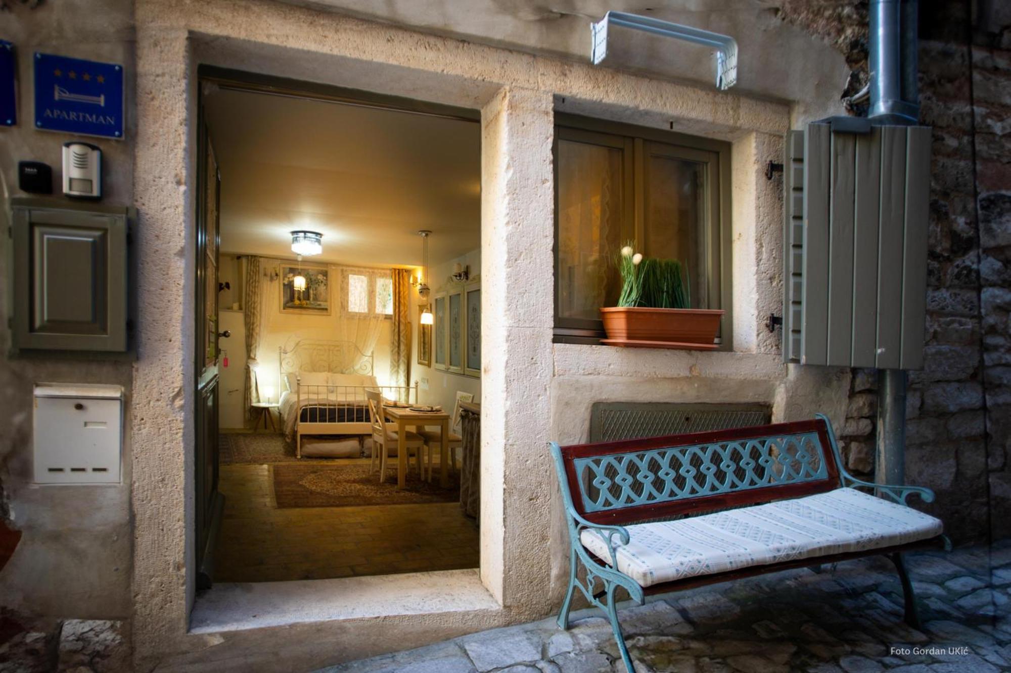 Studio Oratorio Rovinj Bagian luar foto